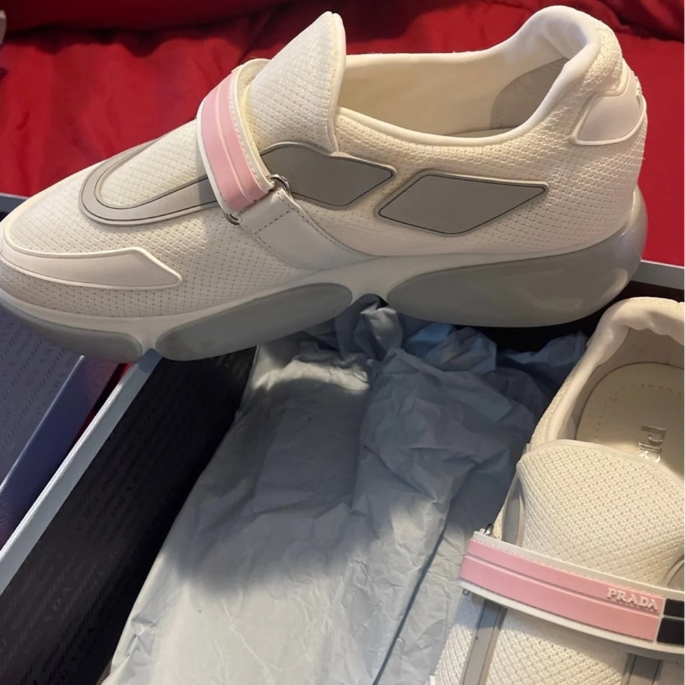 Prada women sneakers - Picture 2 of 4